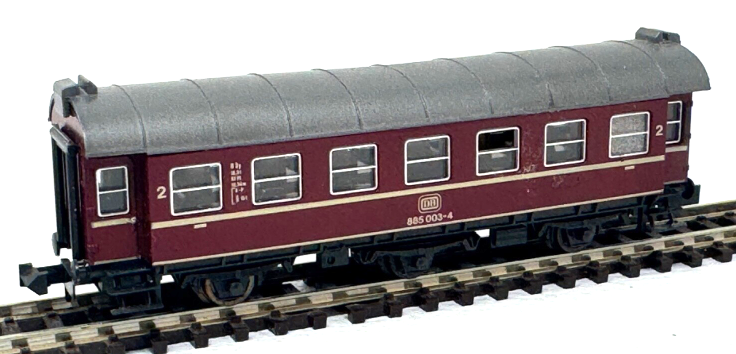 Roco N Umbauwagen 2. Klasse - 885 003-4 der DB - rot - Spur N - 1:160