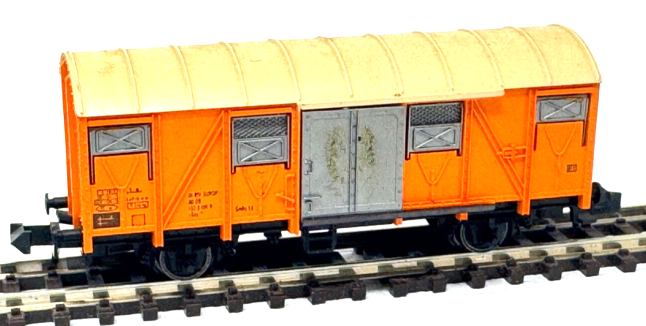 Fleischmann piccolo 2470 - gedeckter Güterwagen 132 3 109-9 DB Spur N - 1:160