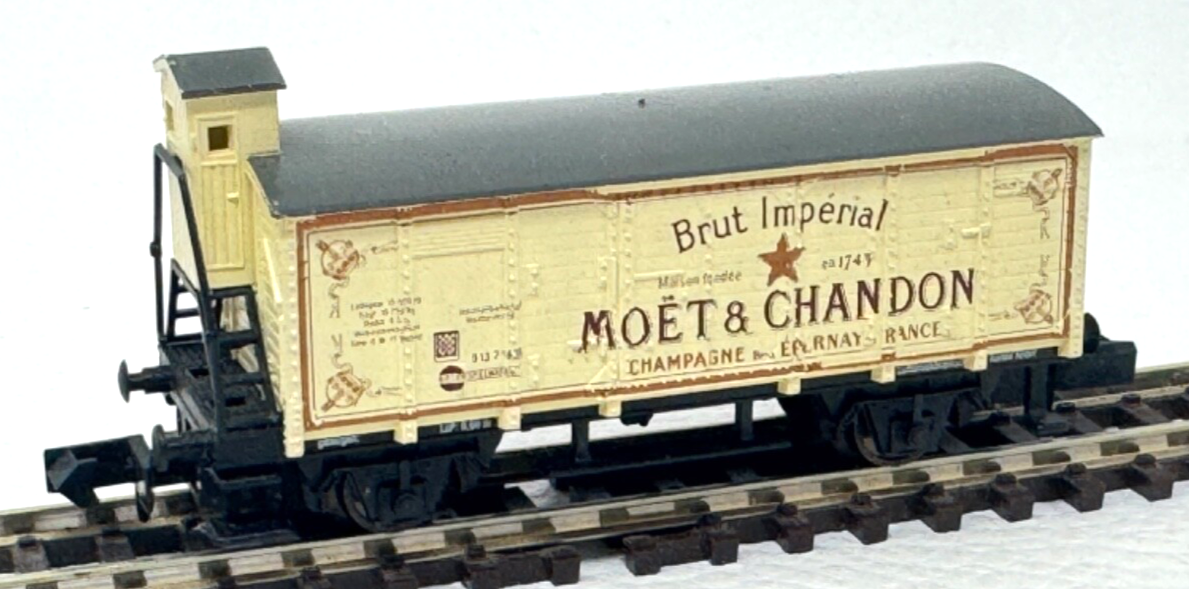 Arnold 4241-003 Kühlanhänger - "Moët & Chandon" 513 716 - Spur N - 1:160