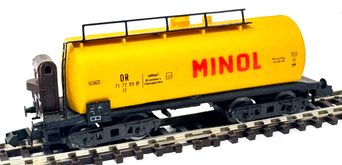 Piko Minol Kesselwagen 71-72-05 DR gelb 4-achs Bremserhaus DDR - N - 1:160