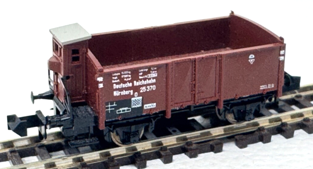 Minitrix 13661 offener Güterwagen mit Bremserhaus 25 370 DR  - 1:160 N